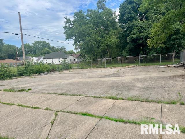 2305 W LINCOLN Avenue Peoria IL