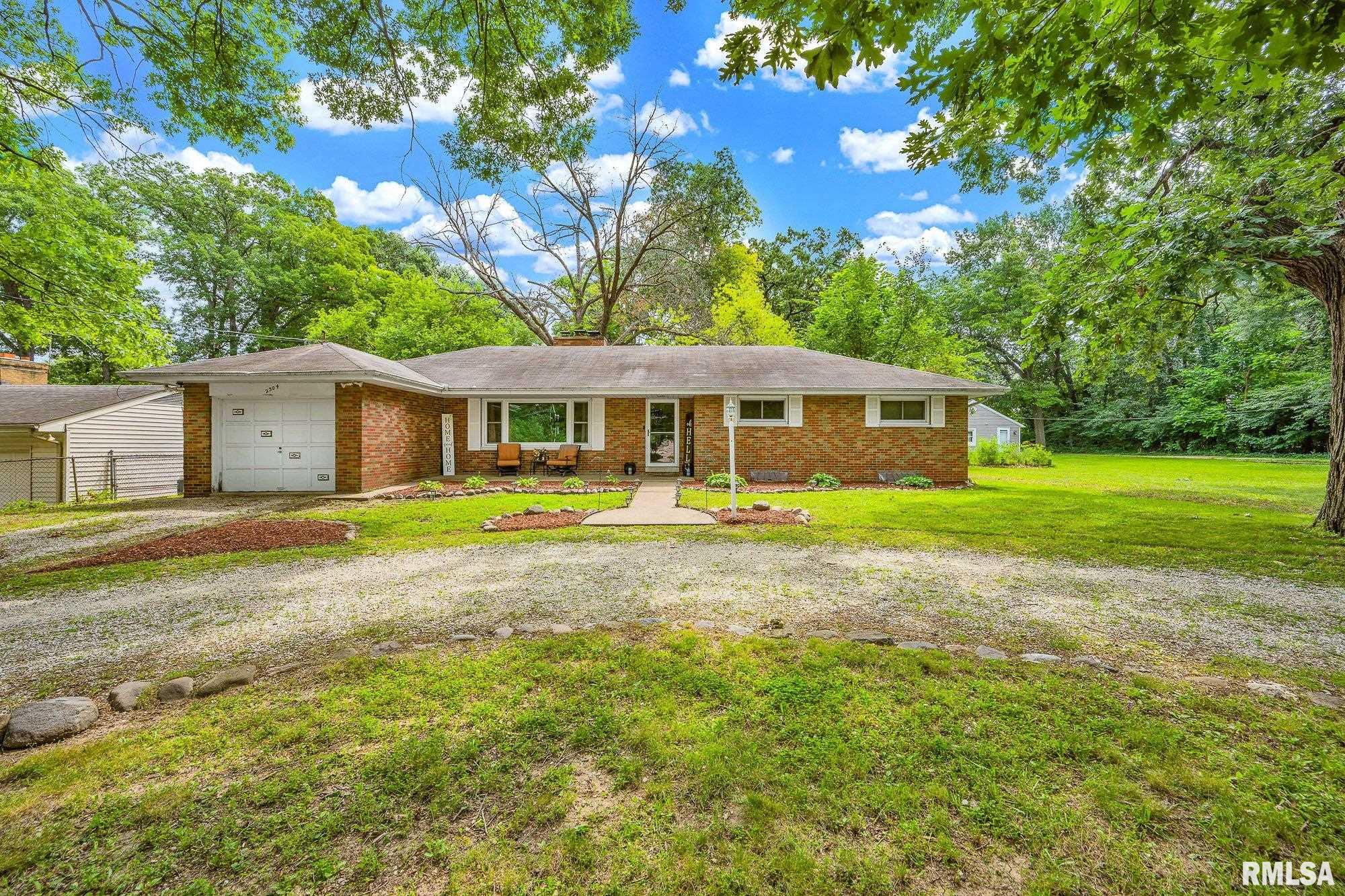 2304 N LEHMAN Road Peoria IL