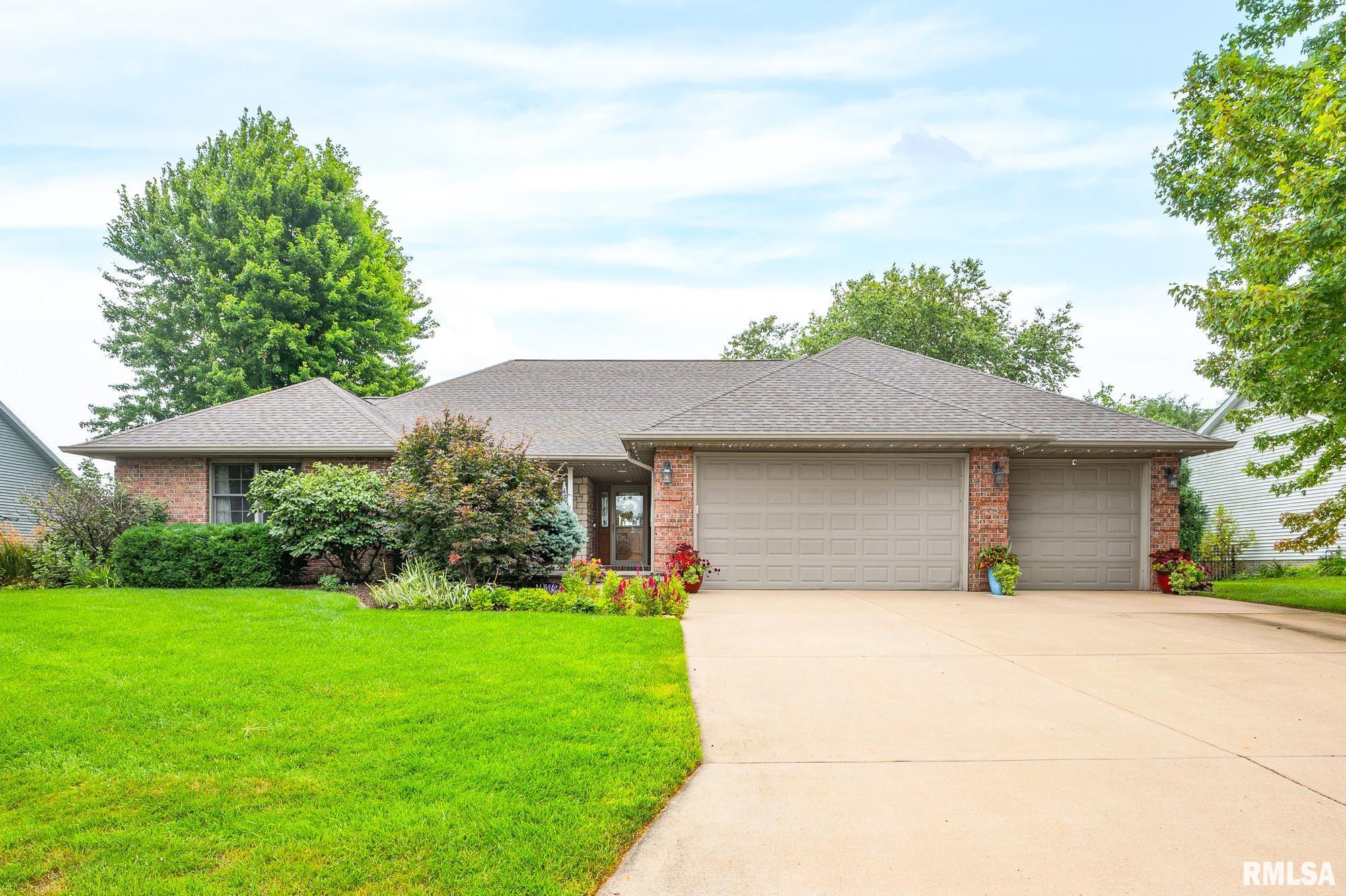 1920 SUSAN HOPE Drive Pekin IL