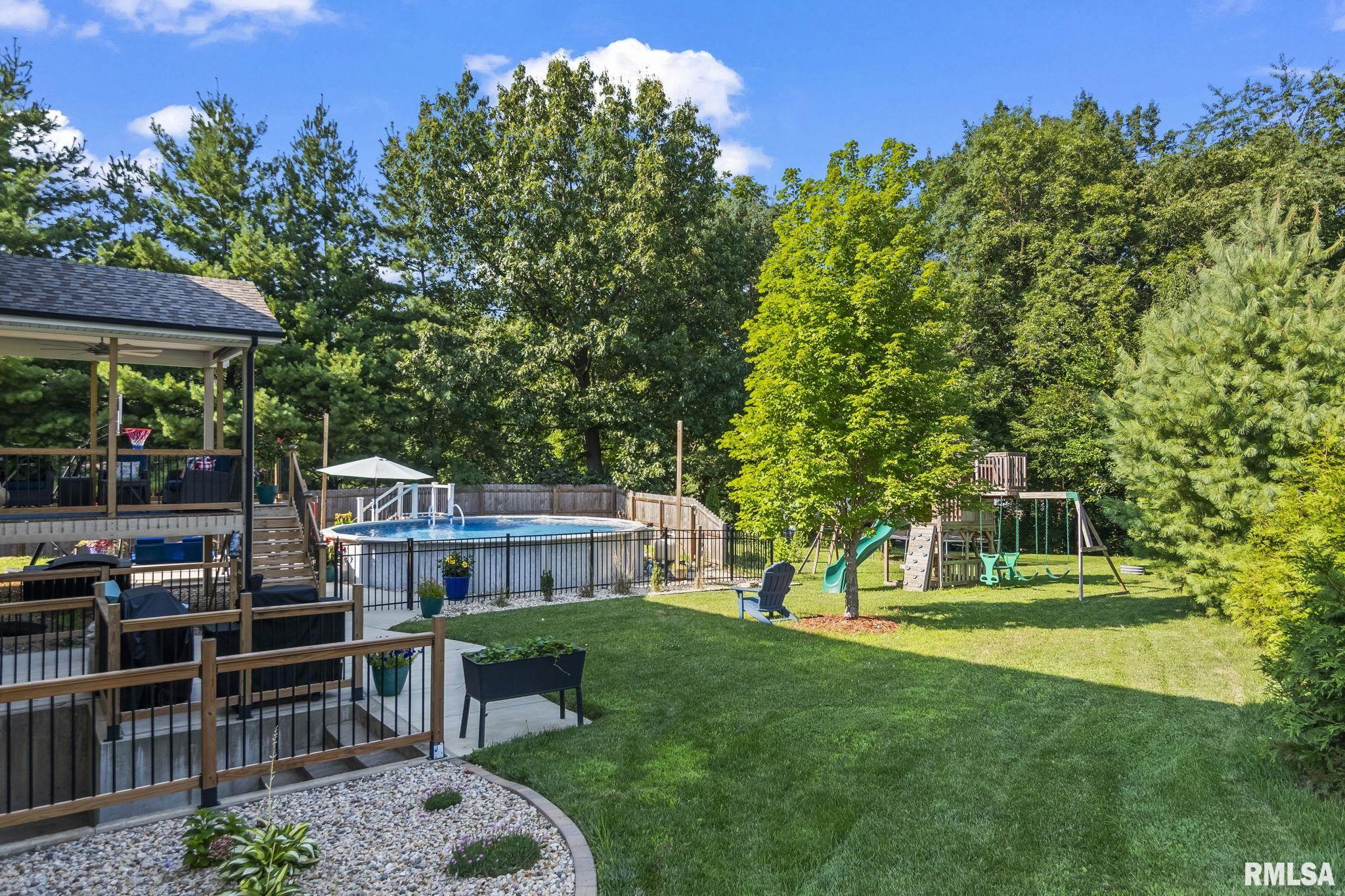 200 PIN OAK Lane Springfield IL