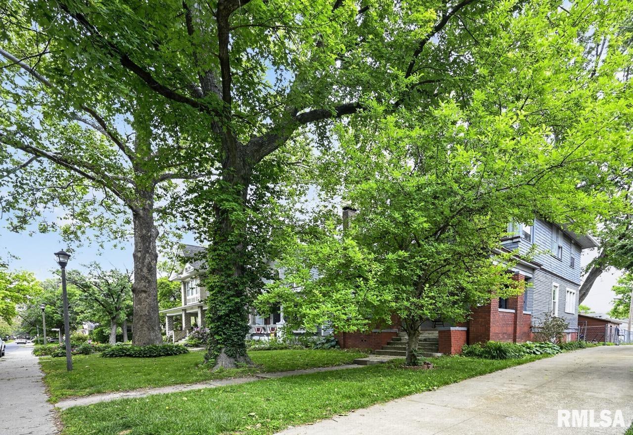 1408 W PARKSIDE Drive Peoria IL