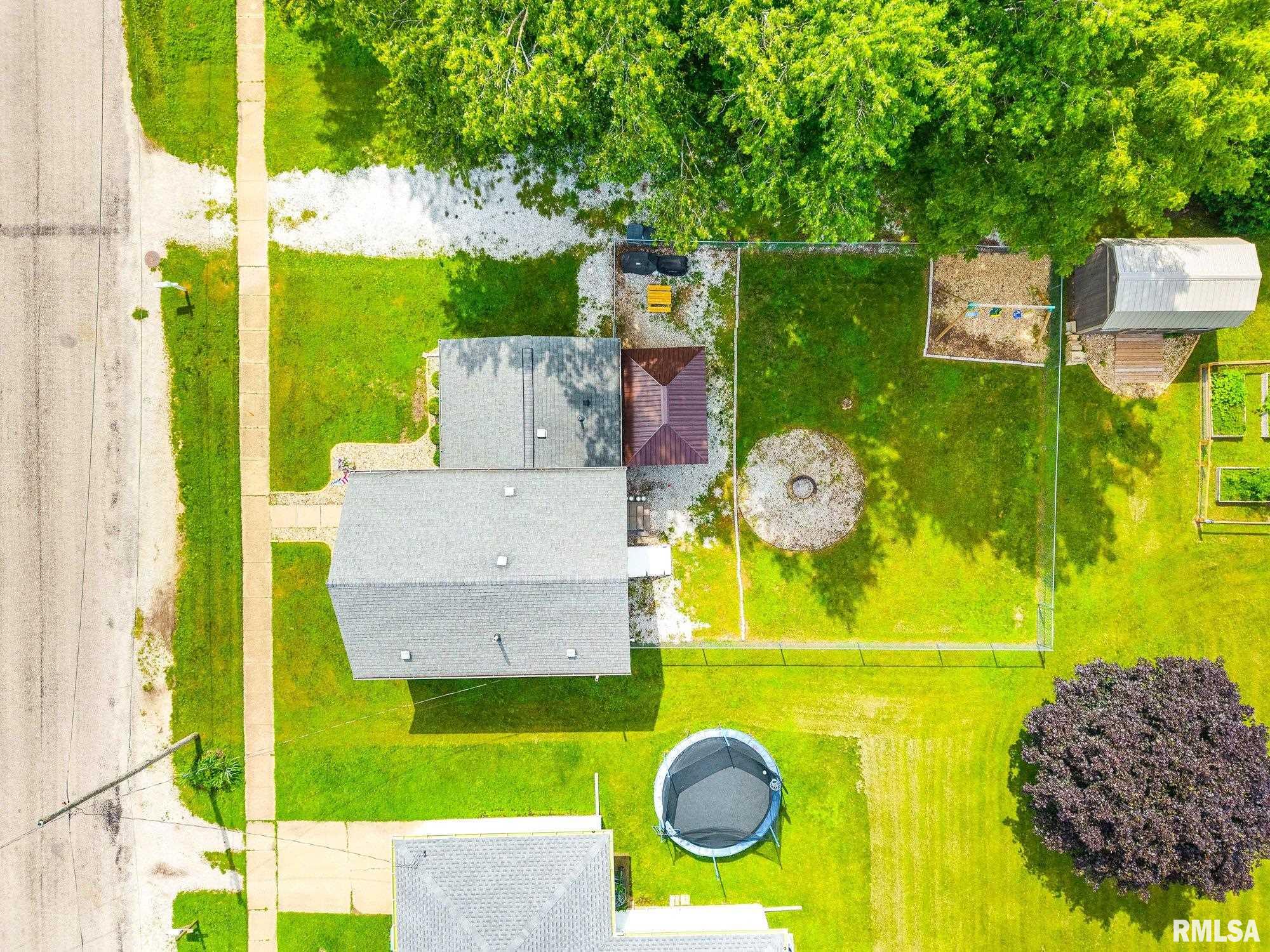 715 E CHATHAM Street Metamora IL
