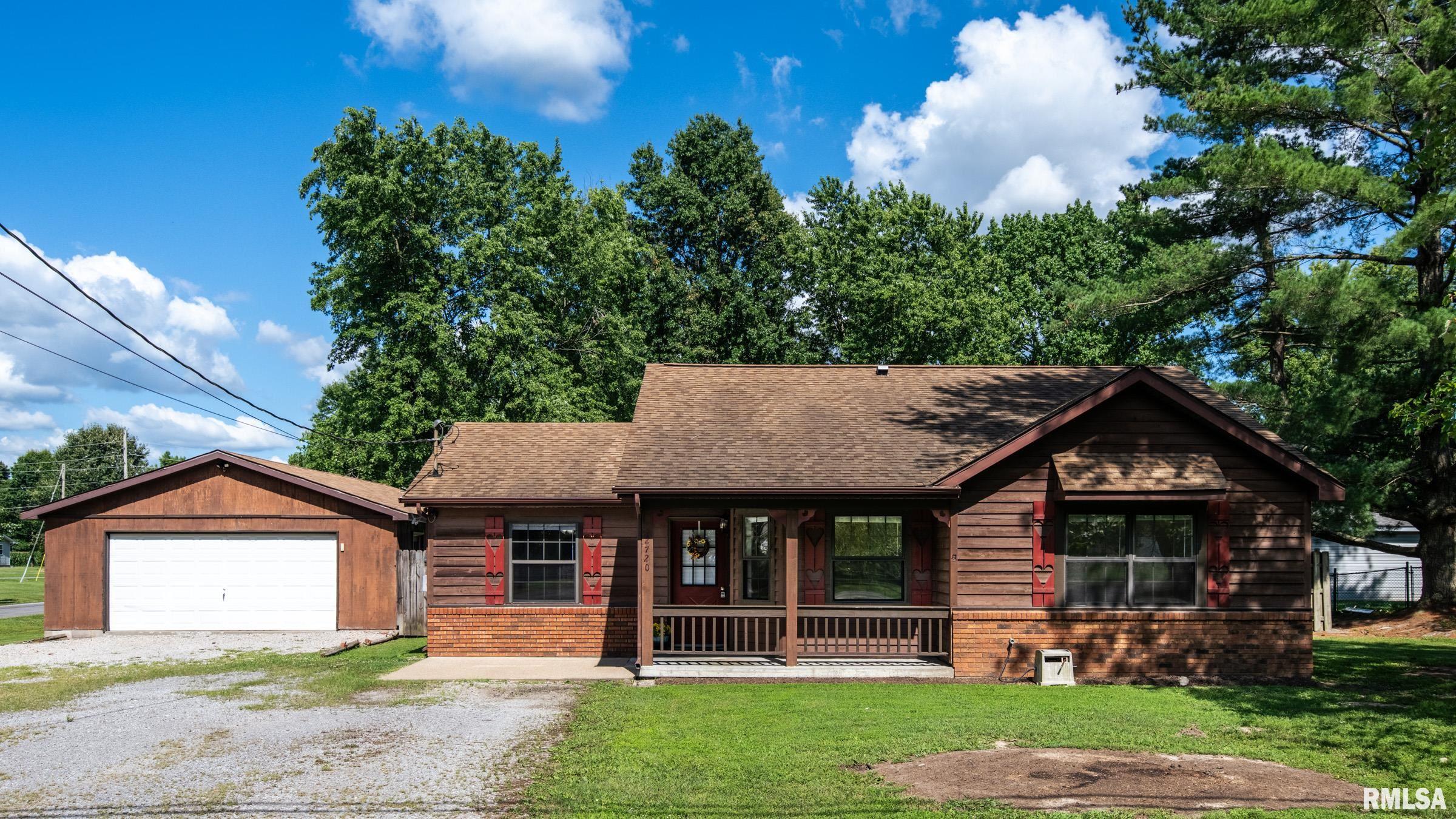 2720 N 13TH Street Herrin IL