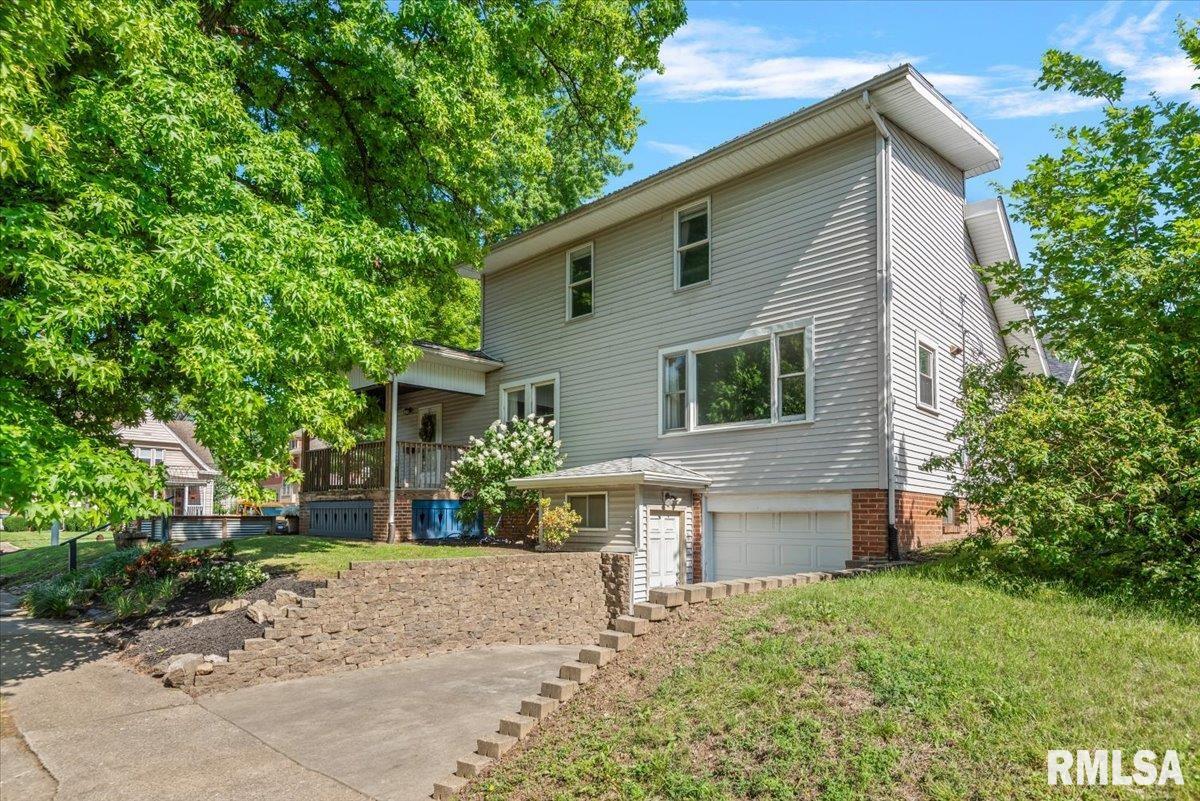 872 S MACARTHUR Boulevard Springfield IL
