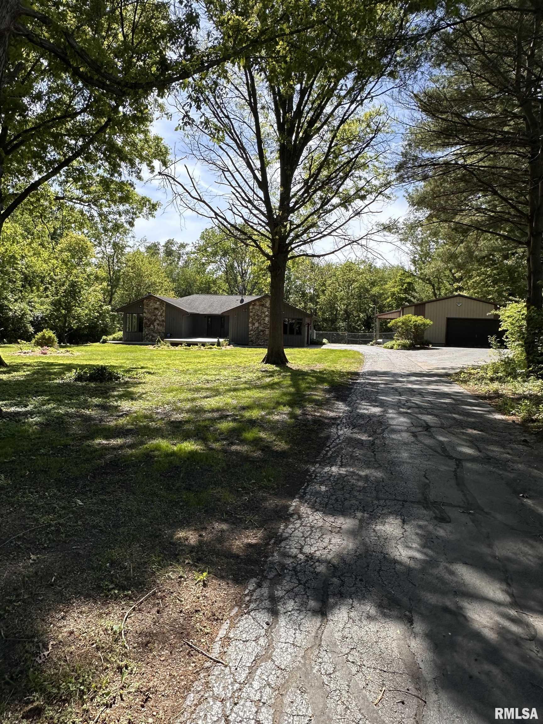5915 Long Creek Drive Rochester IL