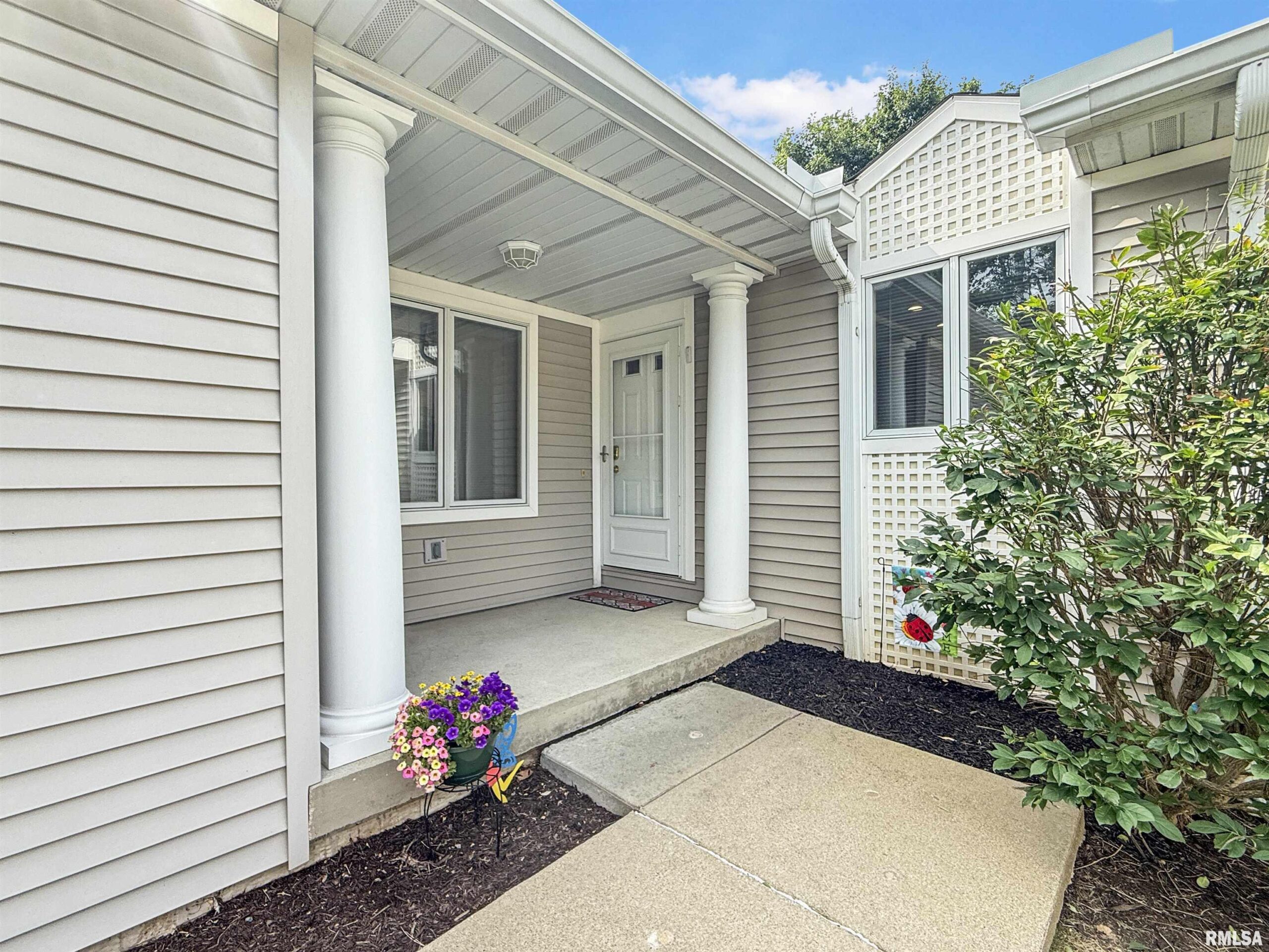 1310 W CRESS CREEK Court Peoria IL