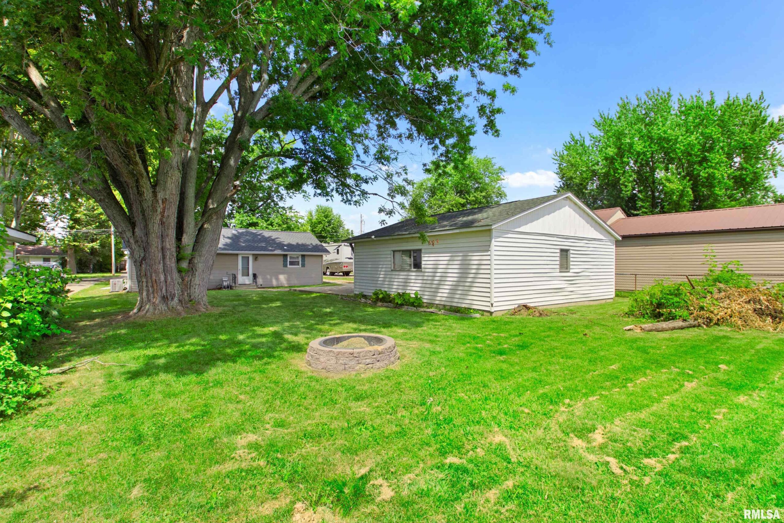 116 BRIARGATE Road Washington IL