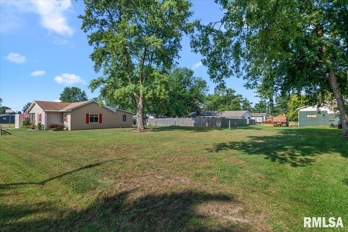 452 ELDER Avenue Palmyra IL