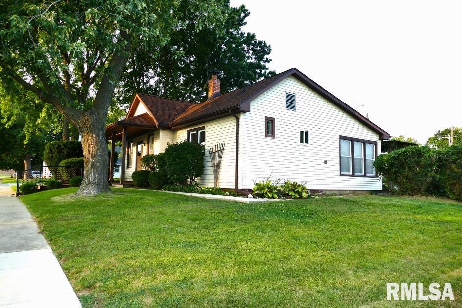 612 N FRANKLIN Street Roanoke IL