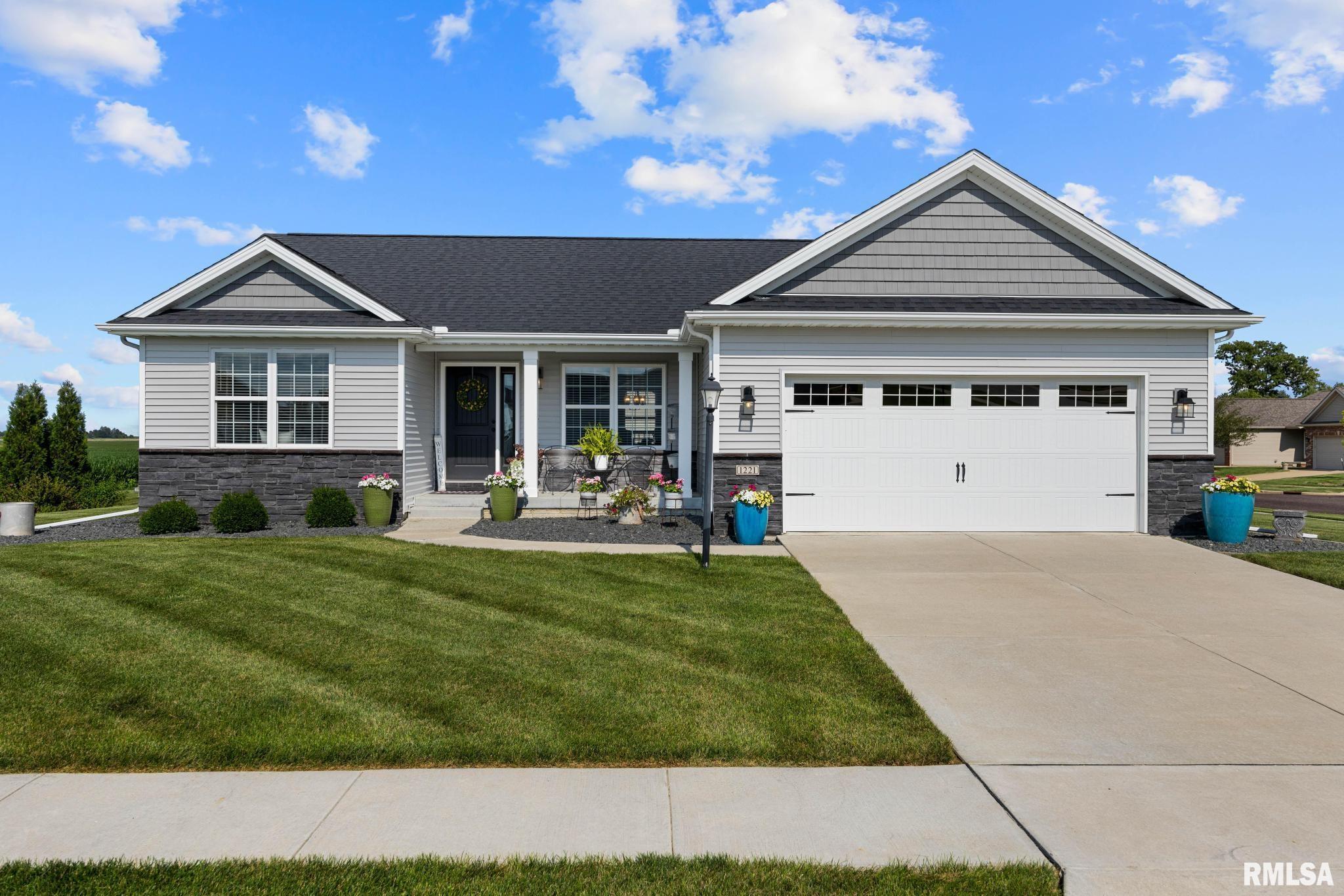 1221 BROWN Court Washington IL