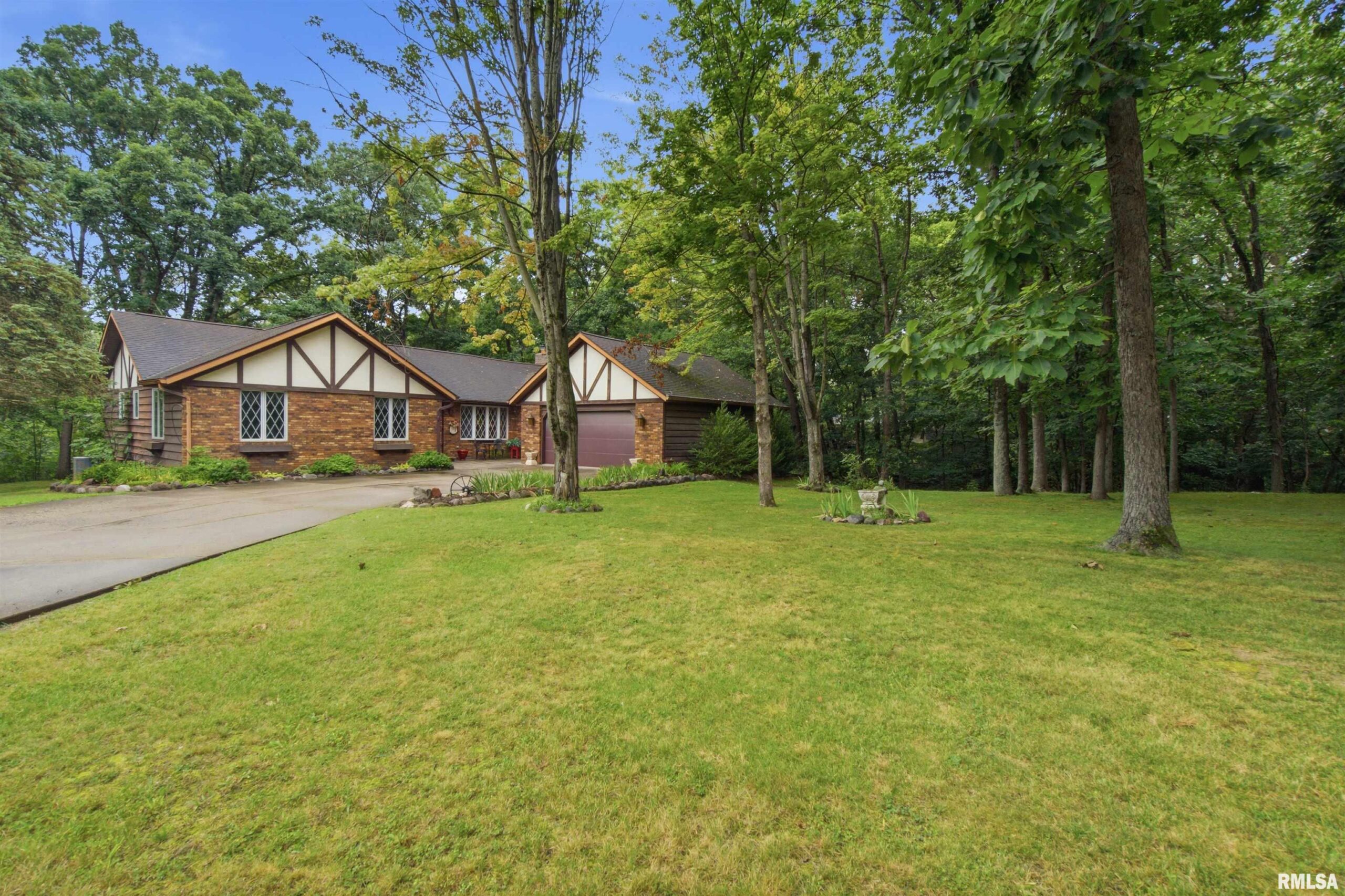 7117 N DOGWOOD Lane Brimfield IL