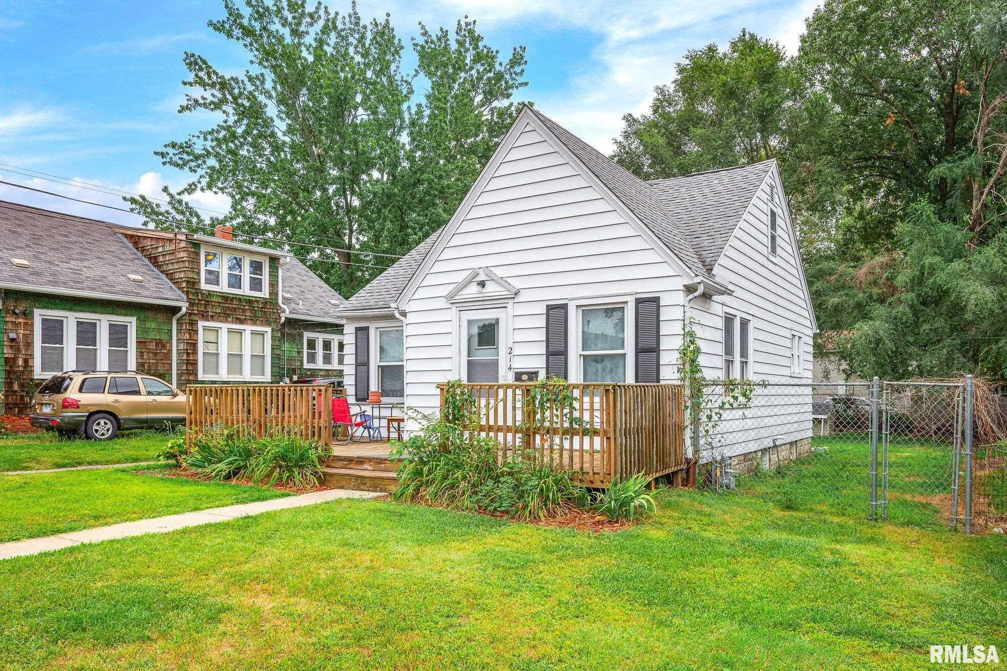 214 POPLAR Street Pekin IL