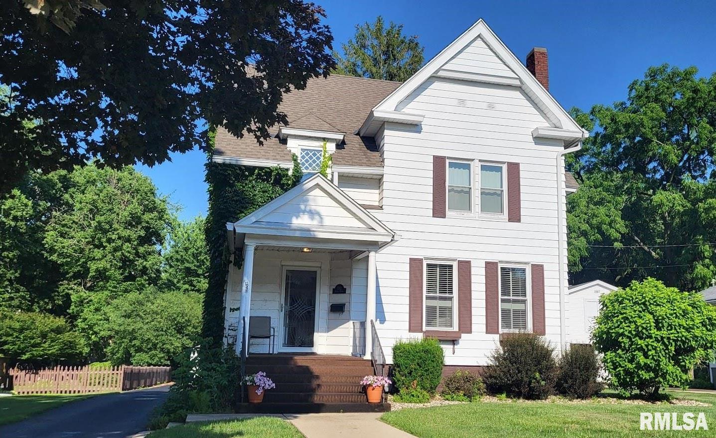 1563 N BROAD Street Galesburg IL