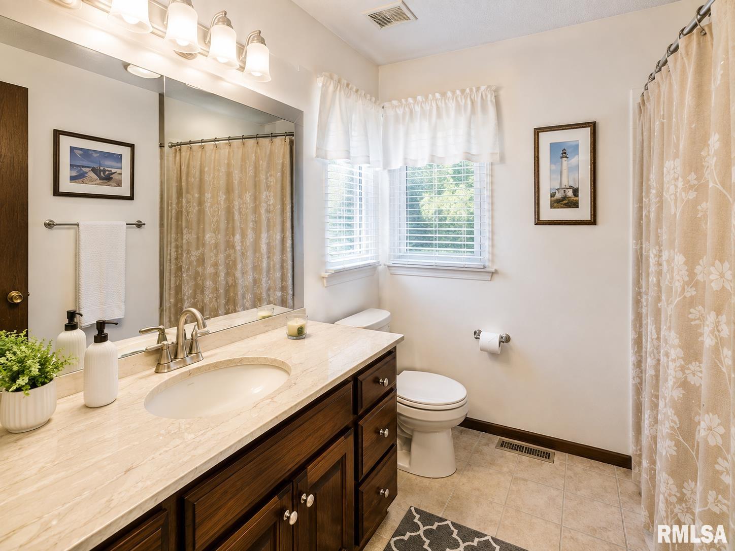 3204 W WESTPORT Road Peoria IL