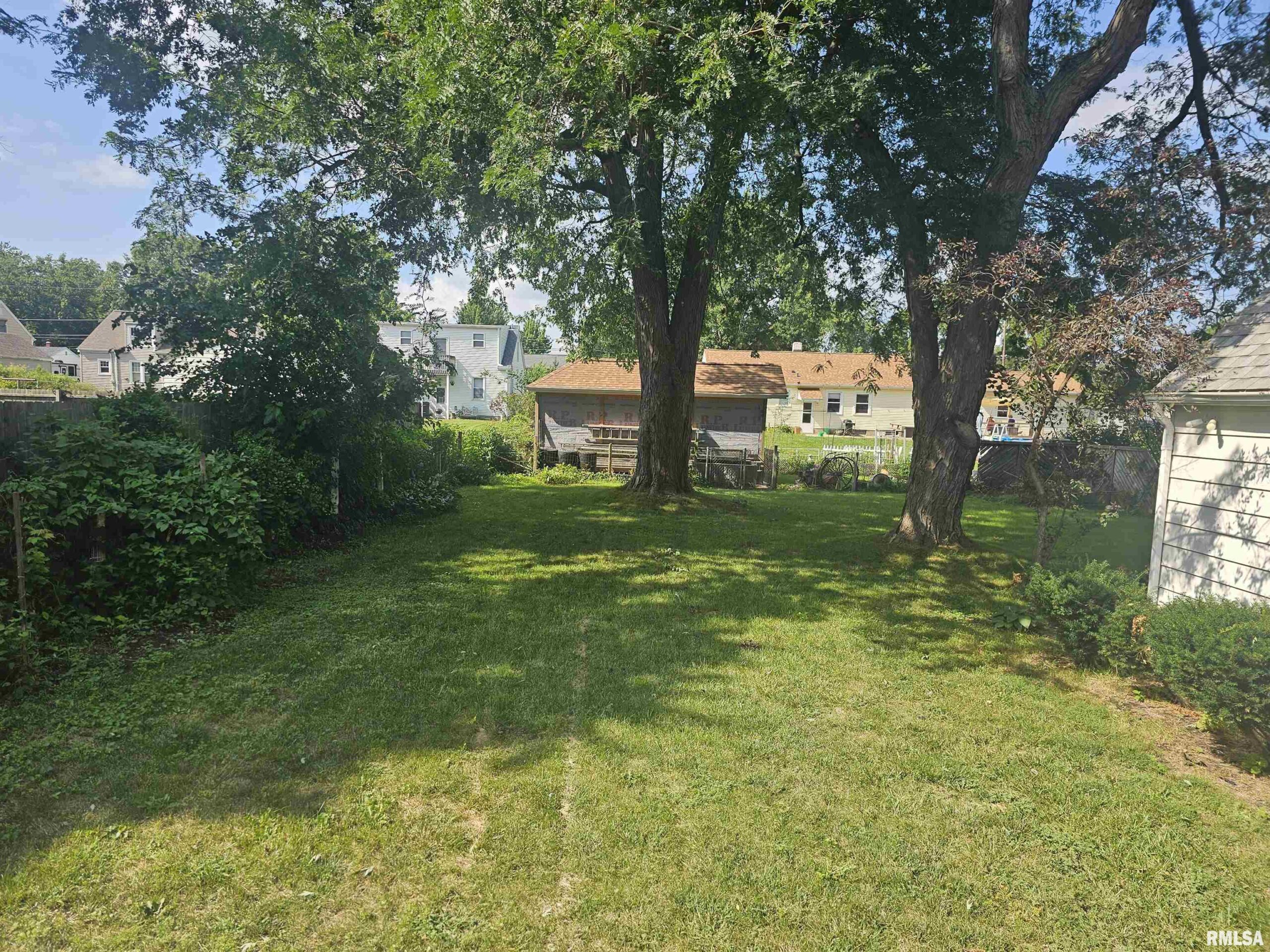 807 ELDRIDGE Street Washington IL