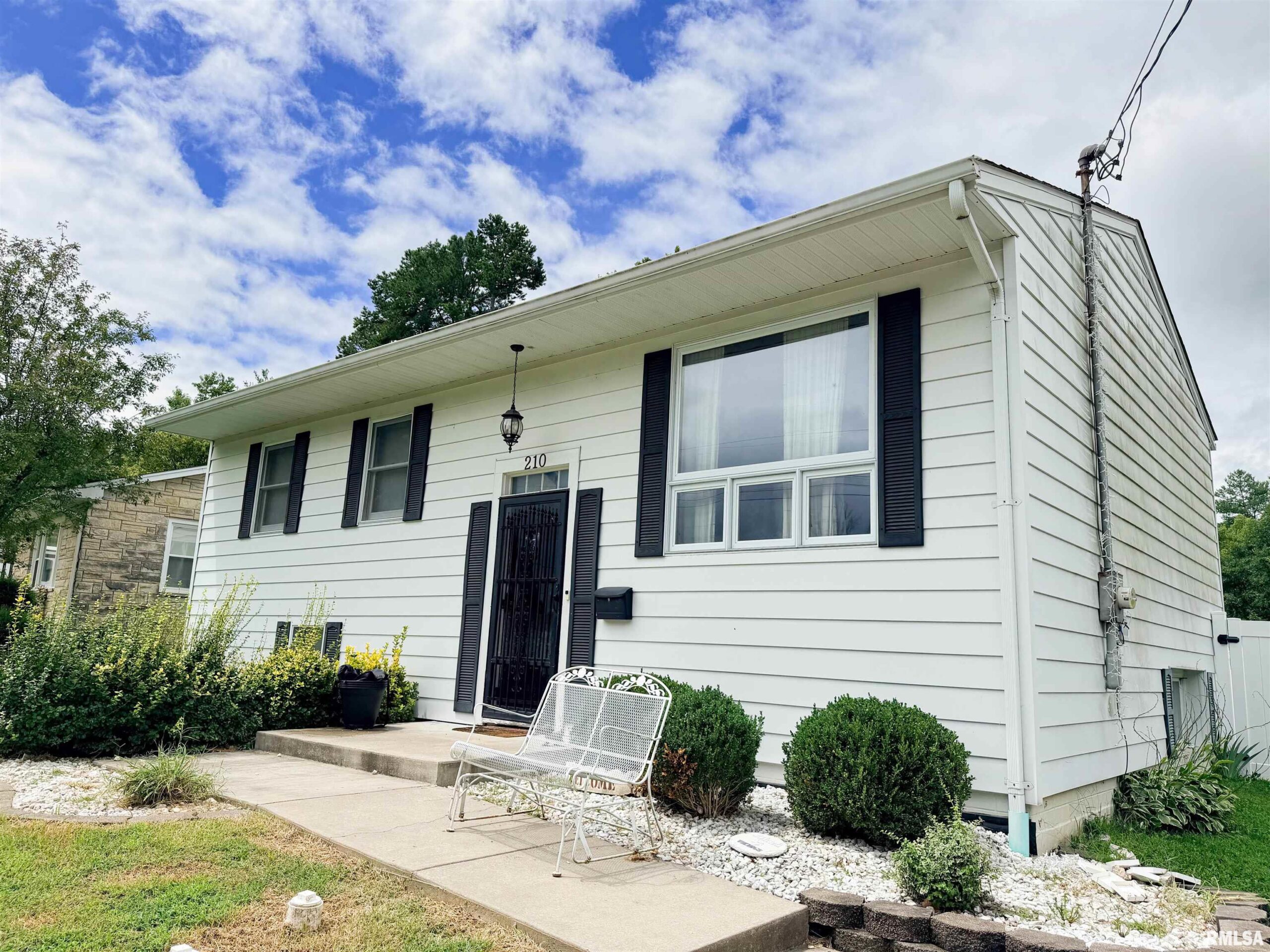 210 PEACH Drive Anna IL