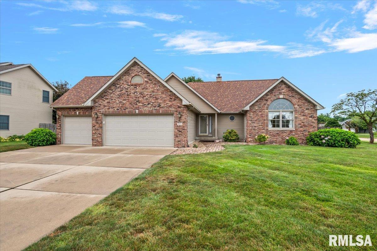 303 BRECKENRIDGE Road Chatham IL