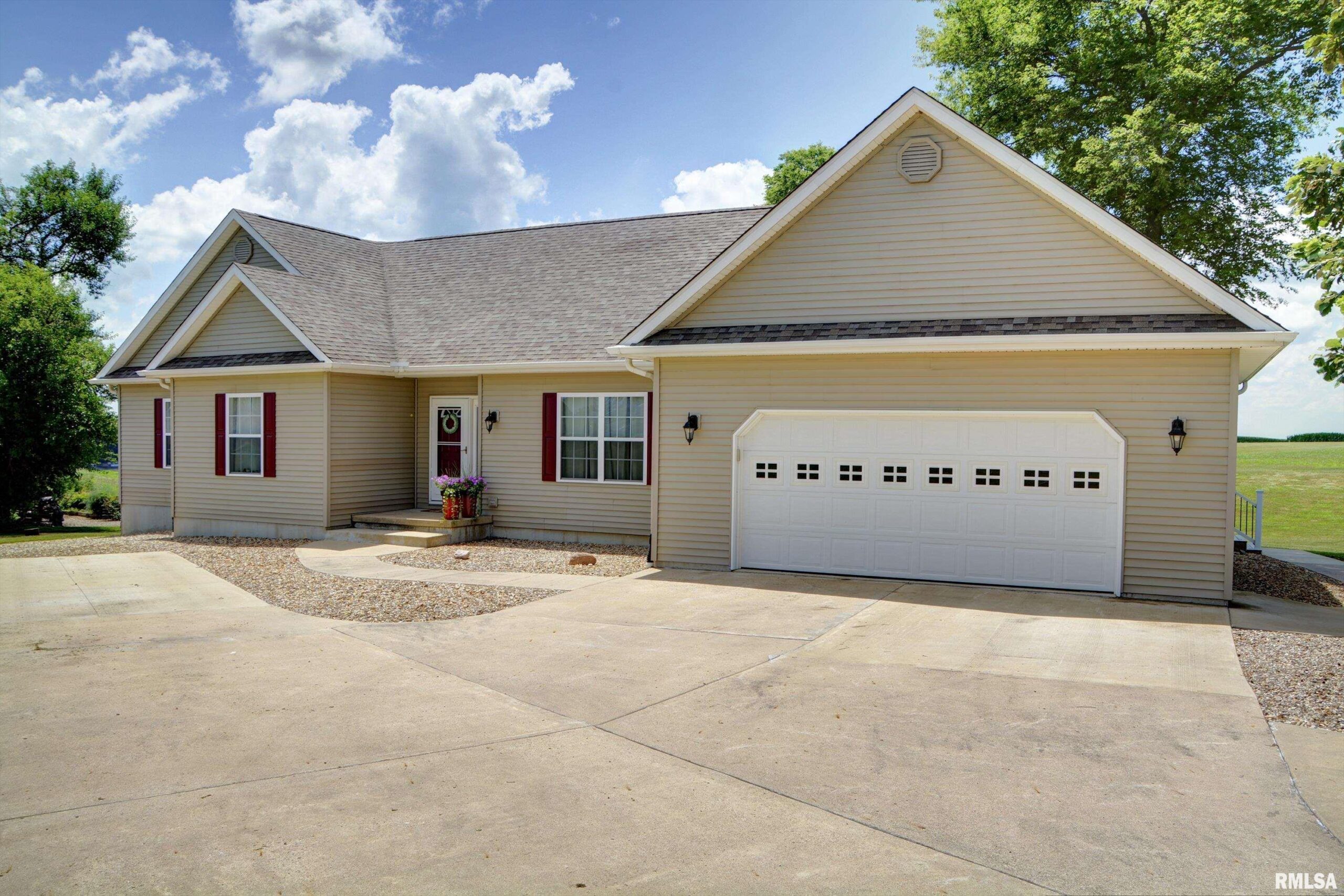 1211 KRAMER Road Avon IL