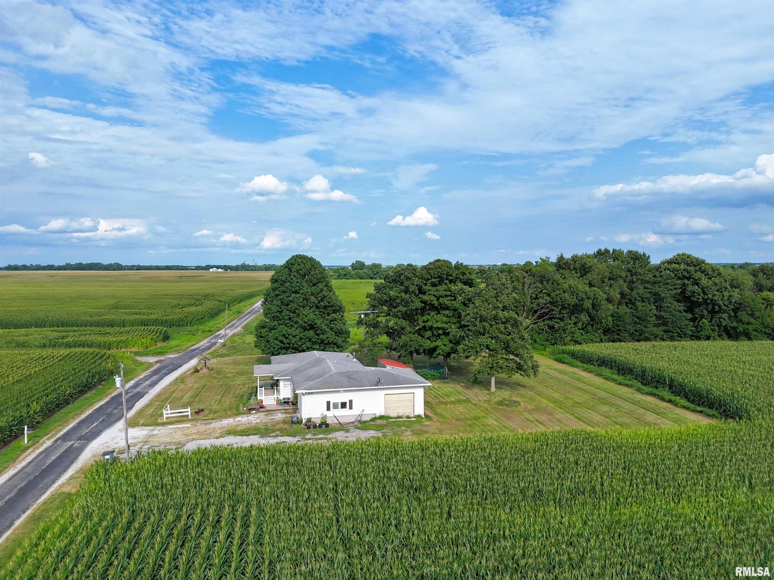10975 Colbrook Road Carlinville IL