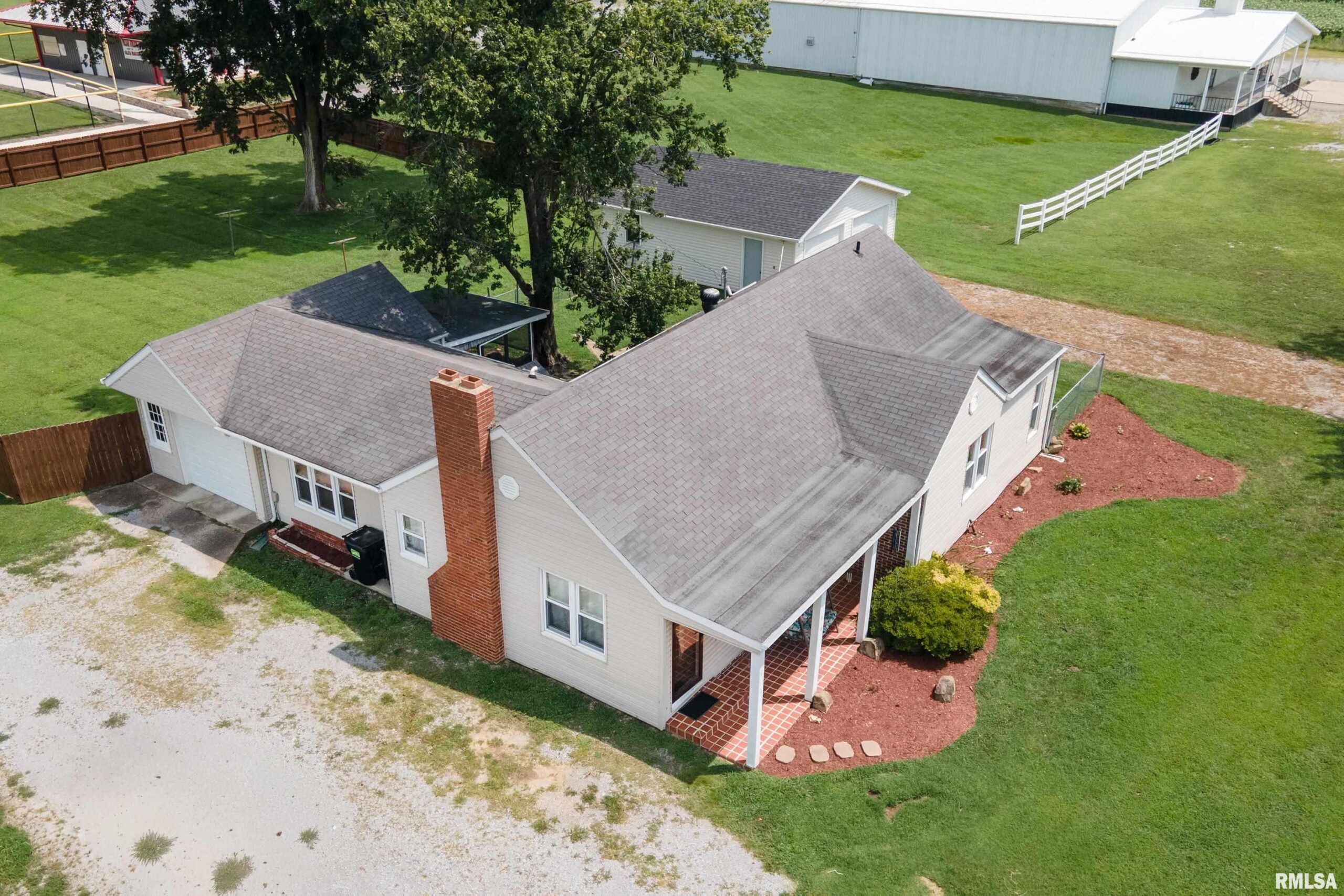 600 E MAIN Street Galatia IL