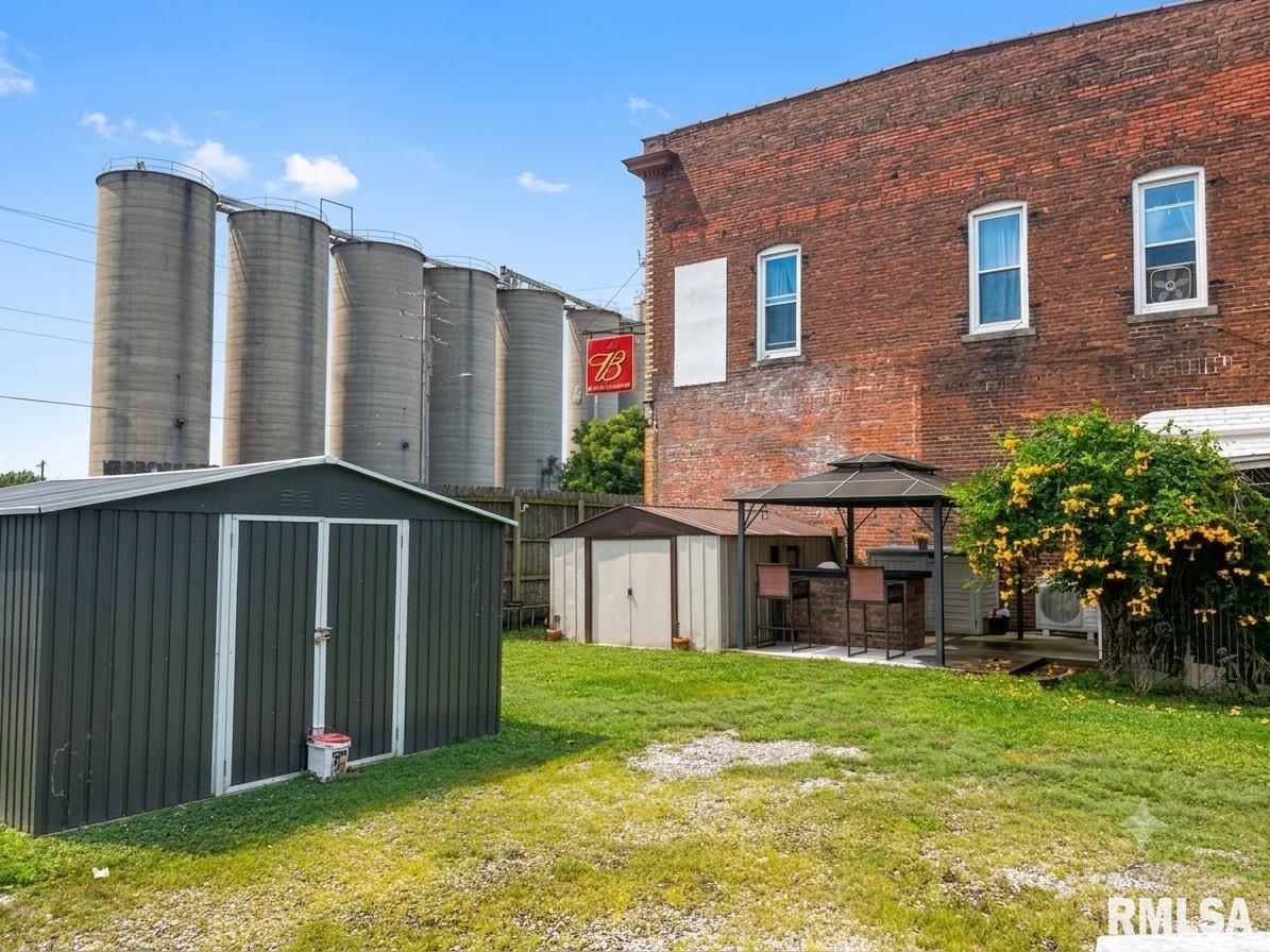 501 Sarpy Street Morrisonville IL