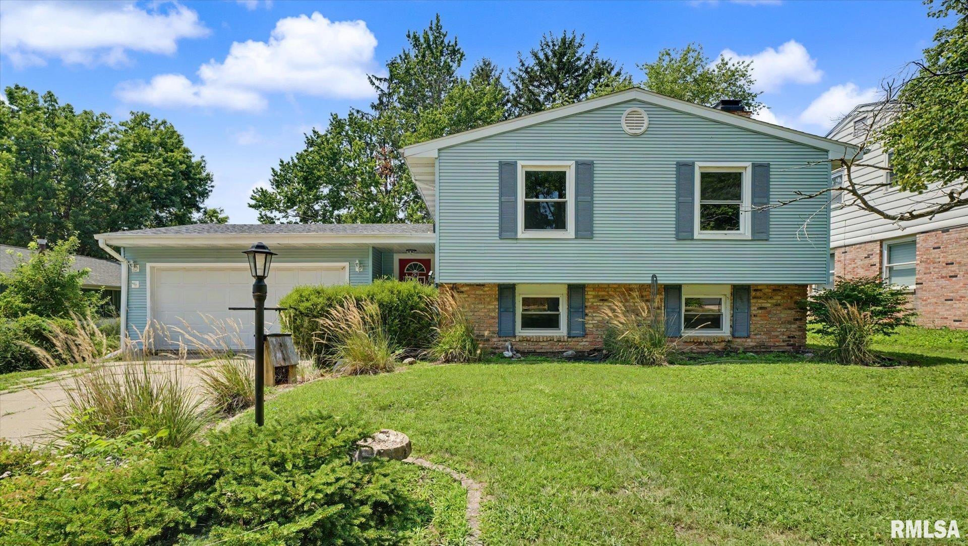 2511 Combes Street Urbana IL