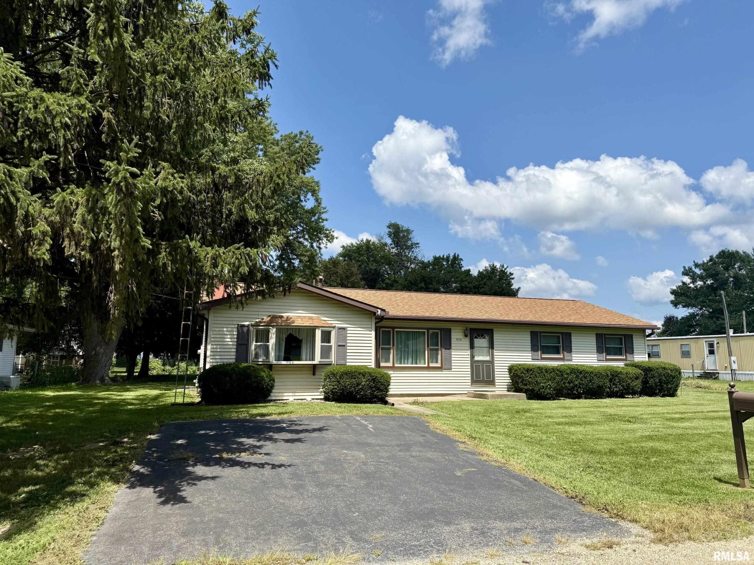 628 W VAN BUREN Street Greenview IL