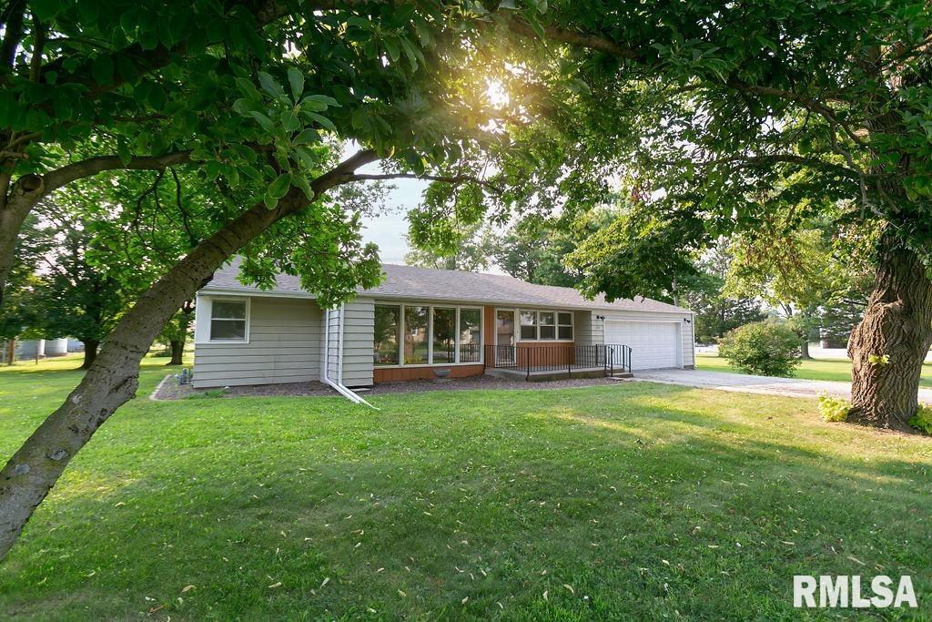 205 WHITE Street Congerville IL