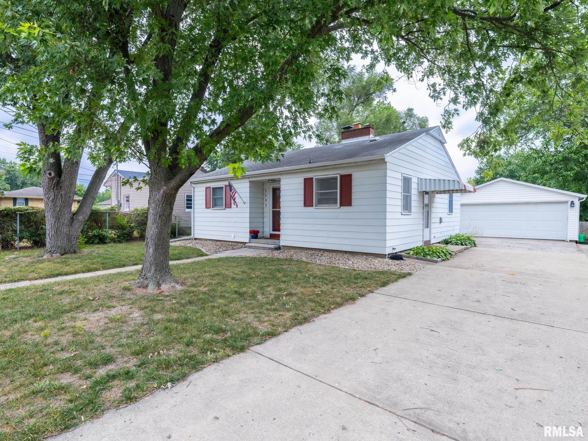1503 N 10TH Street Pekin IL
