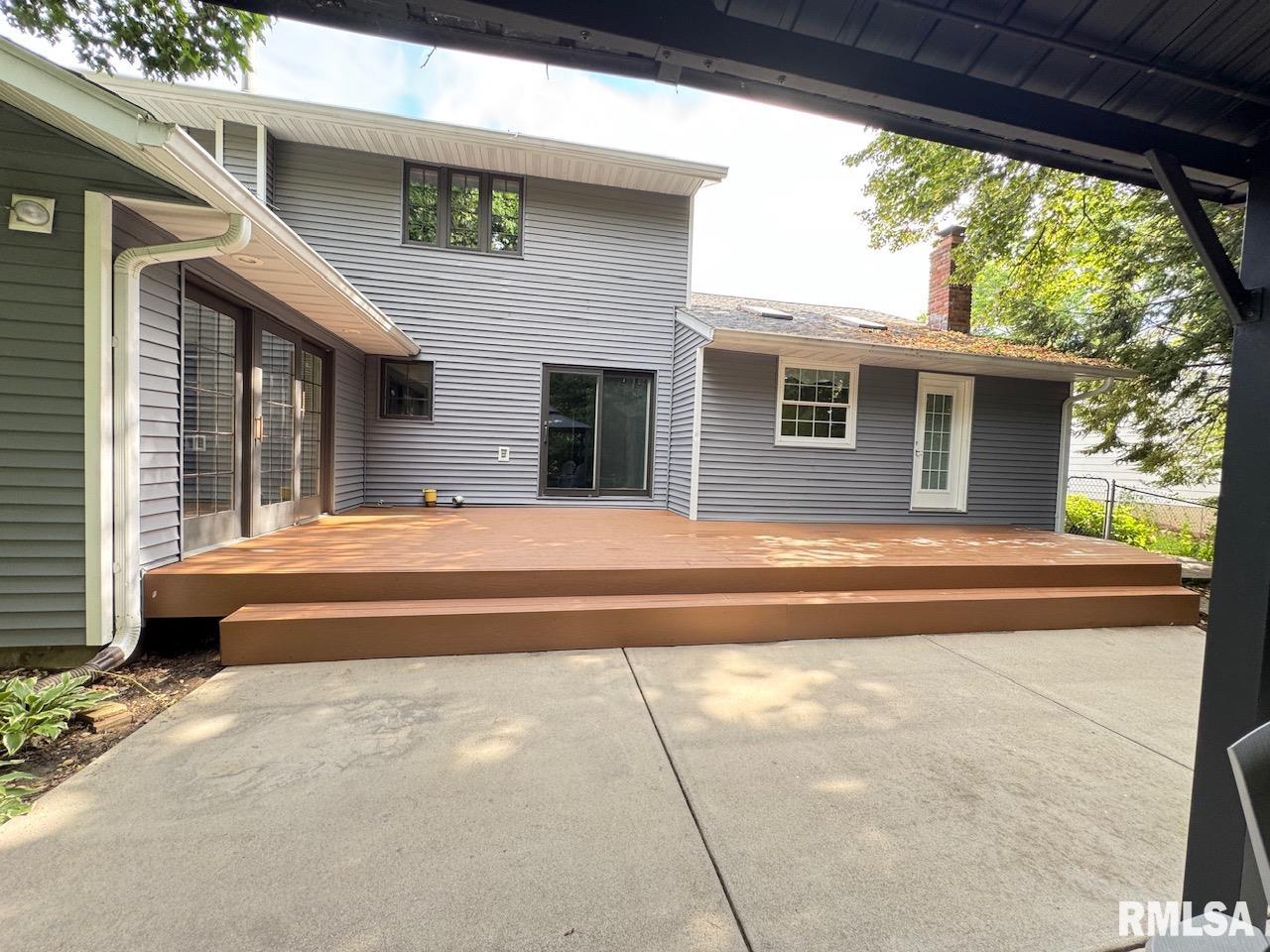 1603 W GRANDRIDGE Drive Dunlap IL